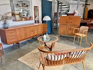 Photo n°2 de Black Mint à Houilles (Magasin de meubles d'occasion)