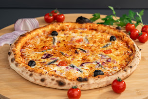 Photo n°19 de STREET PIZZA 38 (Anatolia pizza) à Saint-Martin-d'Hères (Pizzas à emporter)