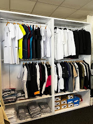 Photo n°2 de AAE - Alsace Alimentaire Equipement à Schweighouse-sur-Moder (Magasin de vêtements professionnels)