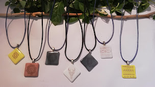 Photo n°1 de ATELIER DU VERRE LES DIABLOTINS à Ainay-le-Vieil (Artisanat)