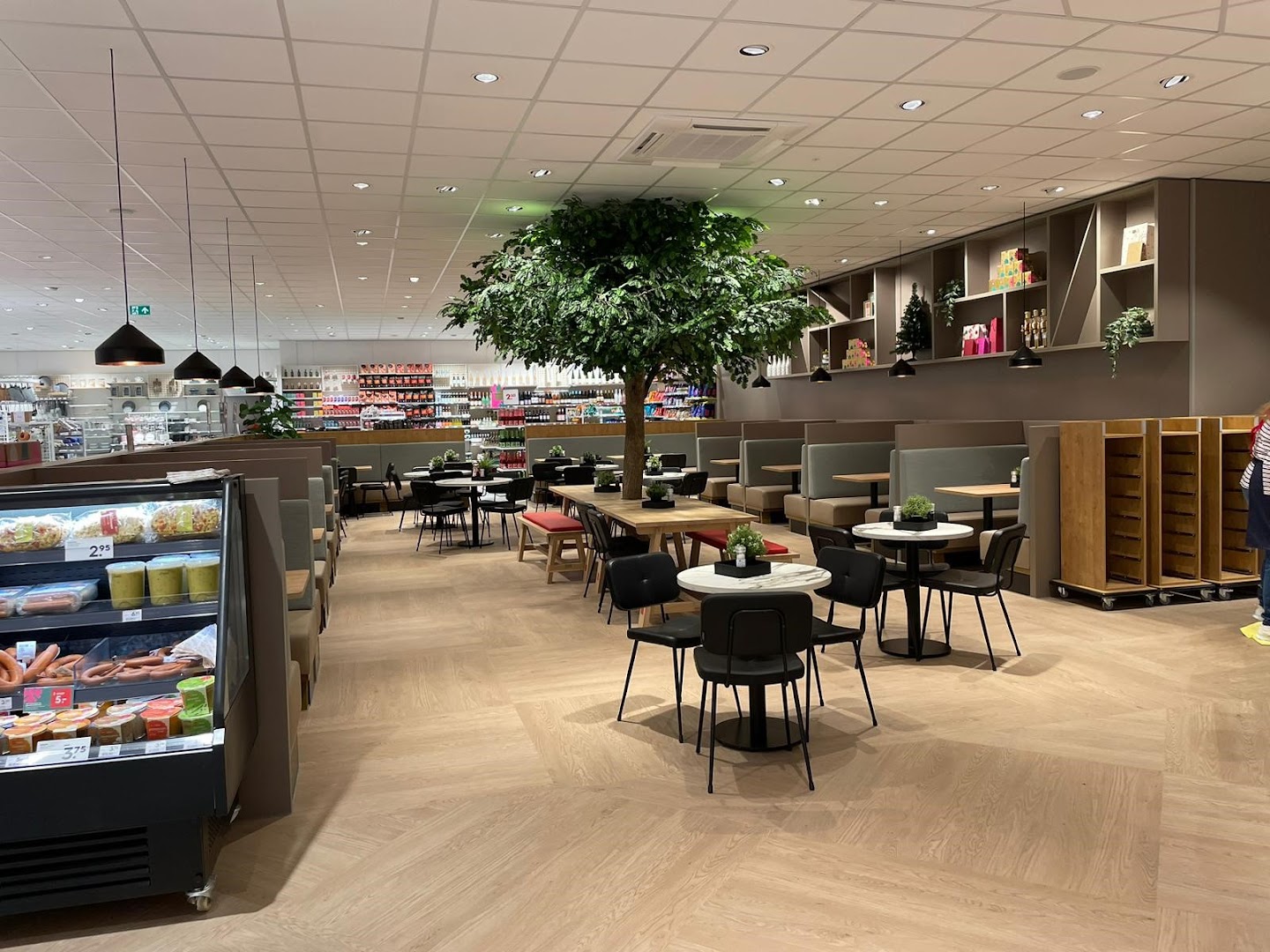 HEMA Huizen — foto 3