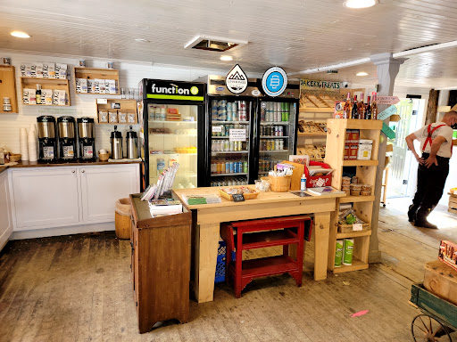 Warren Store - Visual