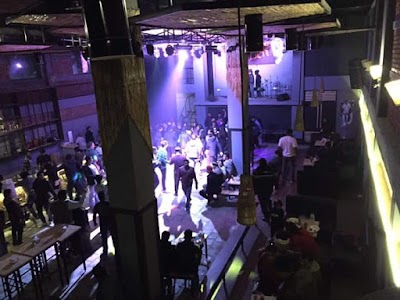 Photos of LION'S DEN( Pub/Music Bar)