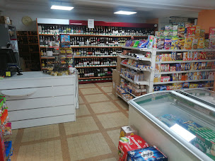 Photo n°4 de Le Petit Marché Sainte Hélène à Lyon (Boutique de cigarettes électroniques)