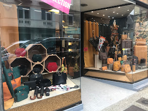 Photo n°1 de Maroquinerie Allure Cuir à Lavelanet (Magasin de sacs et bagages)