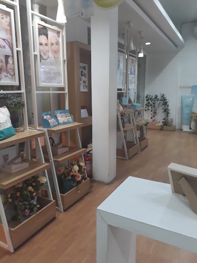 Photos of Wardah Beauty House