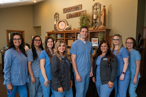 Custom Dental of Atoka - Dr. Matt Hookom - Thumbnail