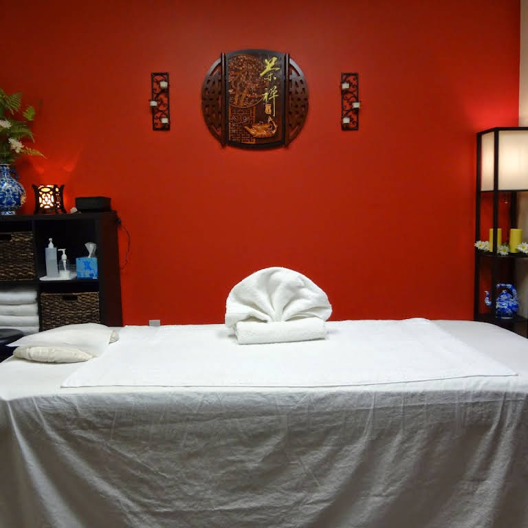 Zen Massage Massage Therapist In Roseville