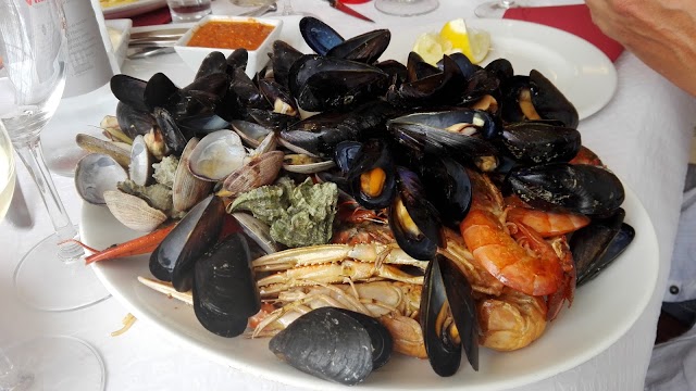 Restaurant pizzeria Rally