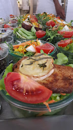 Photo n°1 de Prestantine, le restaurant famillial et convivial pour tous à Vaulx-en-Velin (Restaurant)