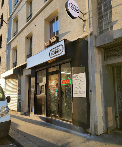 Photo 2 - Royal Burger