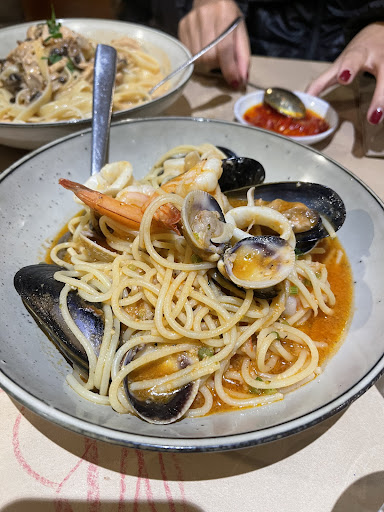Livoti's Italian restaurant - Thumbnail