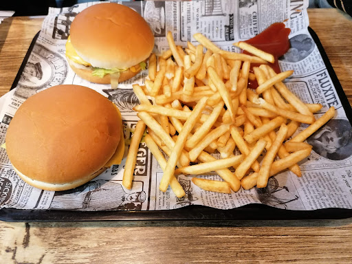 Photo 4 - Sun Burger