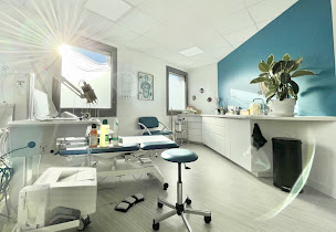 Photo n°17 de Dr. Stanislas Giroux - Electromyogramme à Annecy (Médecin)