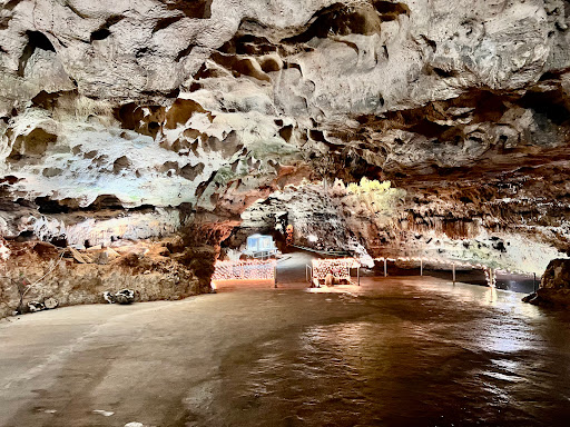 Jacob's Cave - Visual