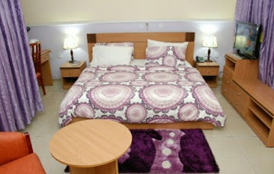 Photos of Carlaw Guest House, Warri