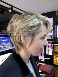 Photo n°15 de ALENN COIFFEUR à Paris (Salon de coiffure)