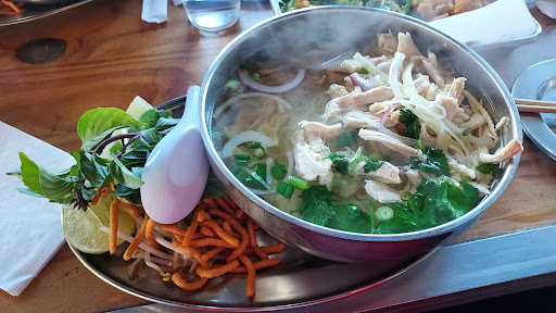 Let's Pho - Visual