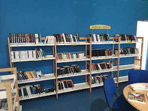 Photo n°18 de Bibliothèque Lire à Sibiril à Sibiril (Bibliothèque)