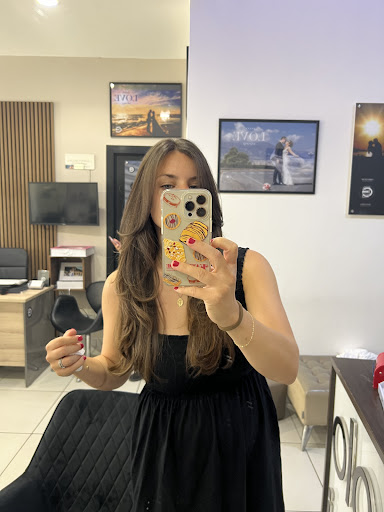Parrucchiere Paolo Parisi Hair&Make-Up Napoli - Thumbnail