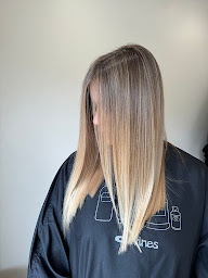 Photo n°13 de Alessio - Salon de Coiffure à Sainte-Maxime (Salon de coiffure)