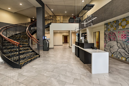 La Quinta Inn & Suites by Wyndham - Lake George - Thumbnail