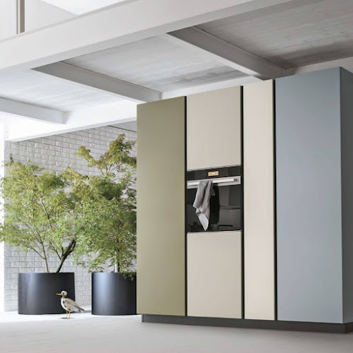 Petsis - Exclusive Home Ideas - Κατάστημα επίπλων