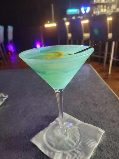 Celebrity Suites Lounge - Thumbnail