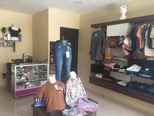 Yumi Boutique Gallery - Mexico