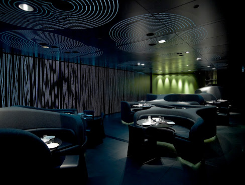 The Met Hotel by null