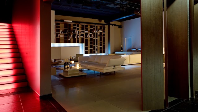 Noir Club & Restaurant
