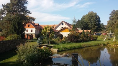 Photos of Jon&aacute;&scaron;ův Ml&yacute;n