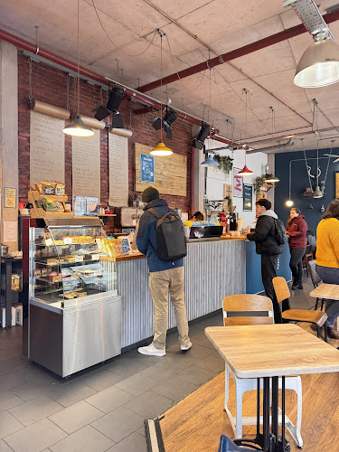 Reviews of Quantum Coffee Roasters in Cardiff - Coffee shop