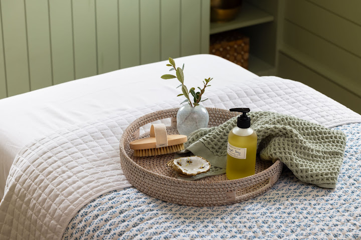 The Dunlin, Auberge Collection by null