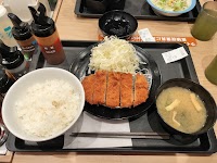 松屋 蟹江店（松のや併設）