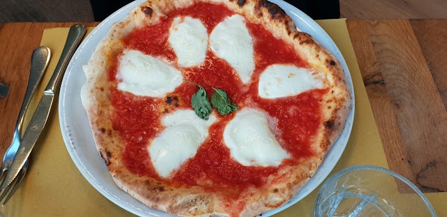 La Pizza Rossopomodoro