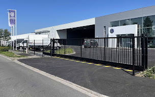 Photo n°10 de SMF Services à Calais (Fournisseur de portes de garage)