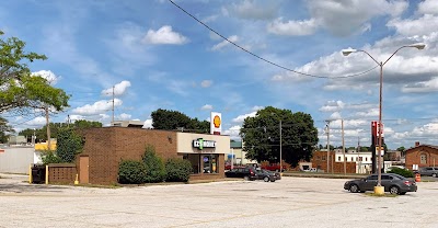 Brady Plaza Shopping Center