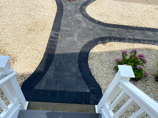Blue’s landscaping llc