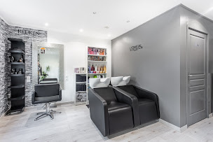 Photo n°16 de O Ciseaux D Avelyne à Kanfen (Salon de coiffure)