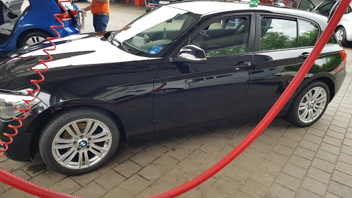 Brestol Car Wash