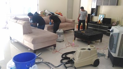 Photos of Strawberry Laundry