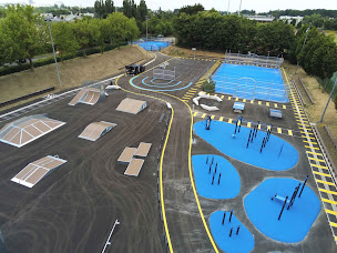 Photo n°9 de SO.TRA.BA VRD à Férolles-Attilly (Société de travaux publics)