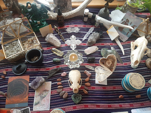 Inner Light Salon and Crystal Healing