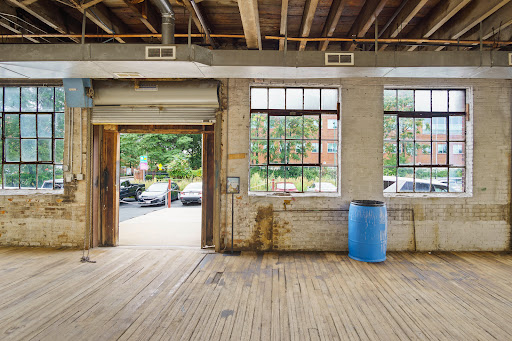 212 Gallery - Visual