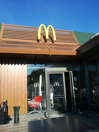 Photo 2 - Burger King