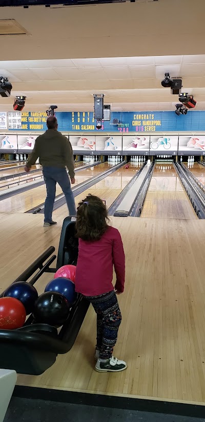 Starlite Bowling Lanes