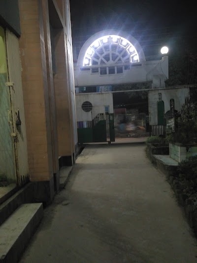 Photos of Tootpara Graveyard