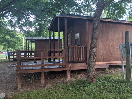Saddler Falls Resort