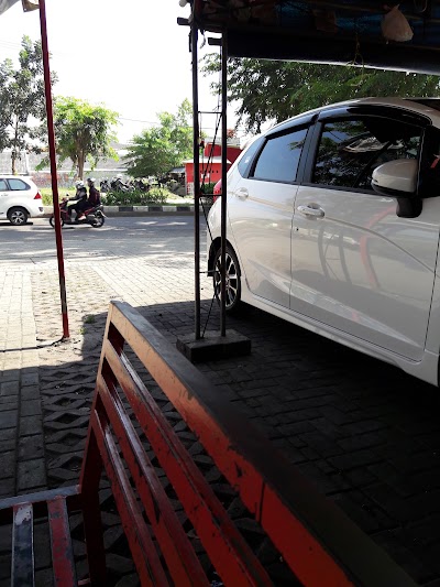 Photos of bengkel HM motor